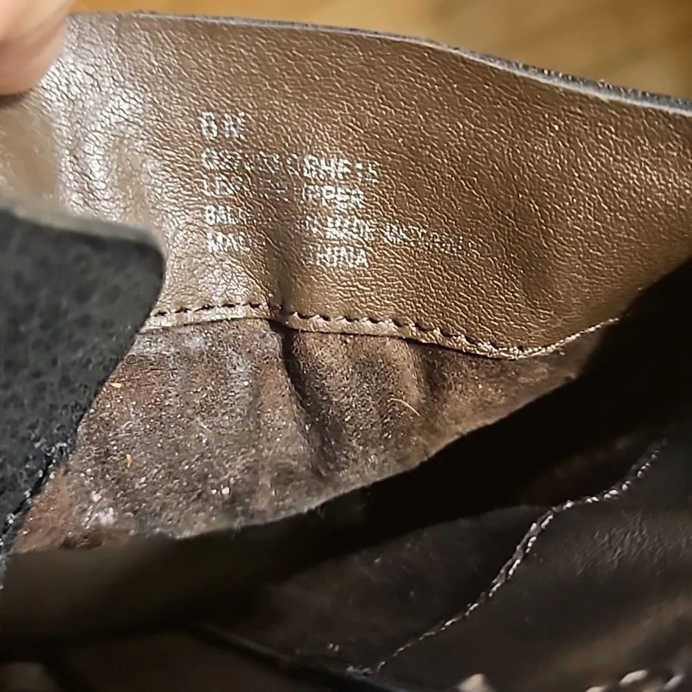 Korks by Kork Ease Richards Leather Ankle Bootie - Picture 4 of 5